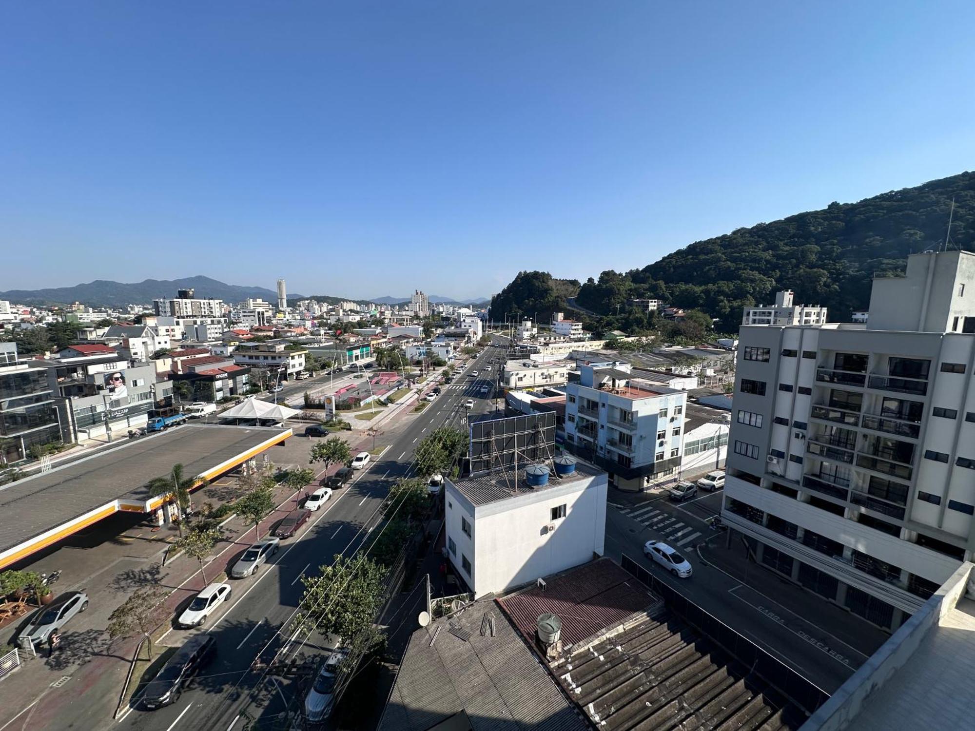 Arthi - Lindo Apto Com Garagem Balneario Camboriu